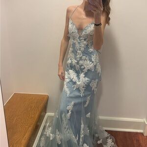 Elegant Blue Lace Evening Gown
